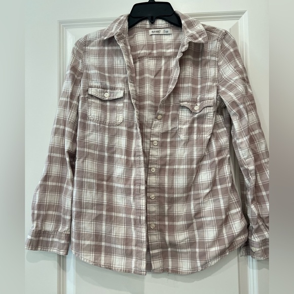 XS OLD NAVY Cream and light brown/light purple plaid flannel - Picture 3 of 6